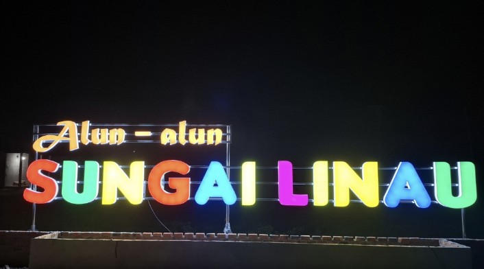 Pembangunan Alun alun Desa Sungai Linau: Ruang Baru Warga, Wajah Baru Desa di Malam Hari